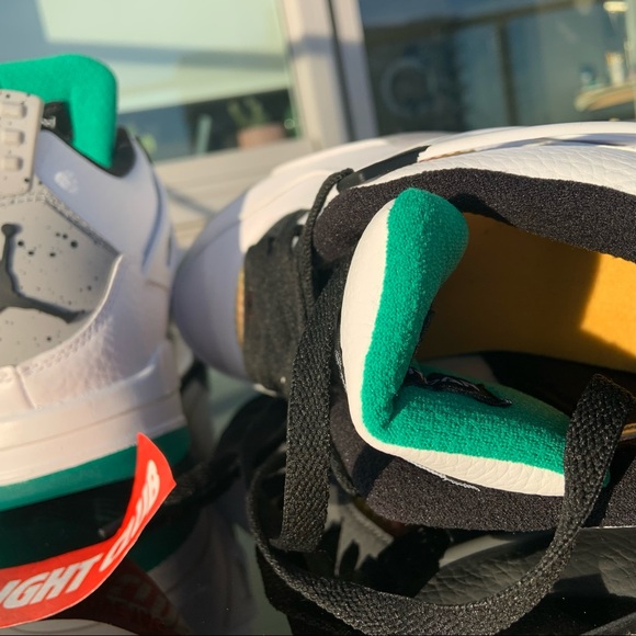 Nike ‘Rasta’ Air Jordans - Picture 5 of 5